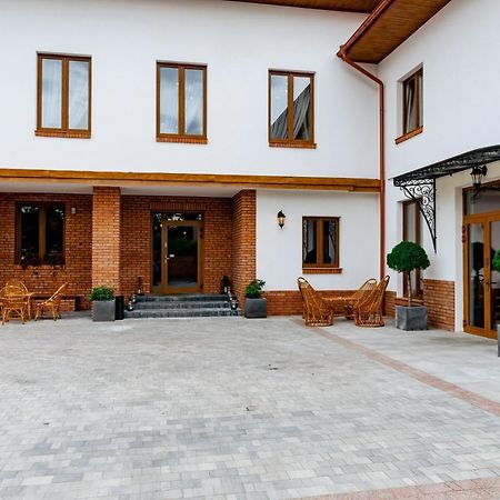 Dwikozy Gosciniec Ceglane Katy酒店 外观 照片